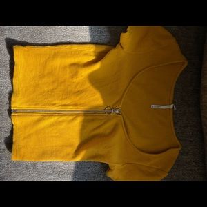 yellow zip up tee